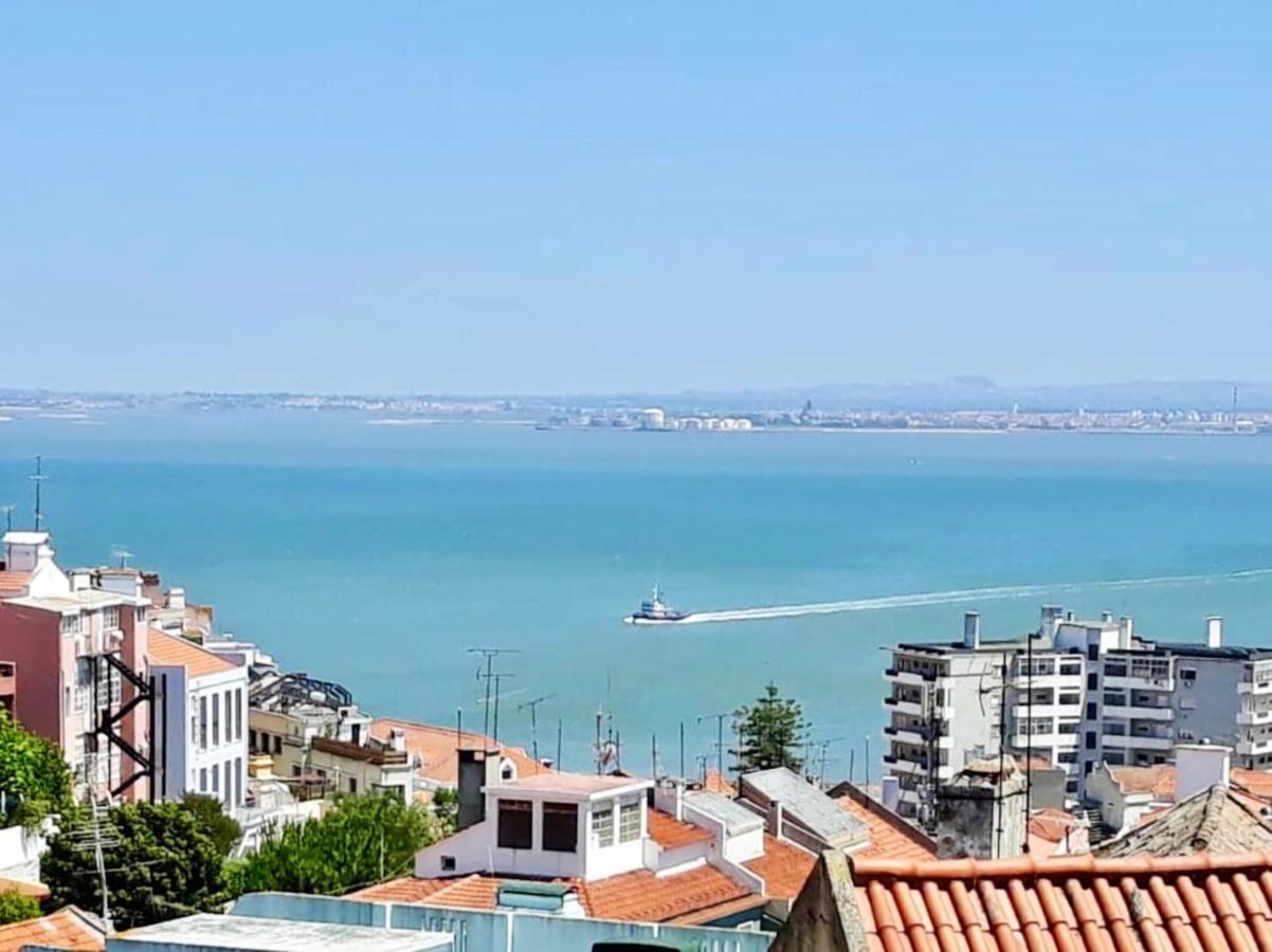 Comfortable Apartment With Balcony And Sea View In Lisbon 50 M² Extérieur photo